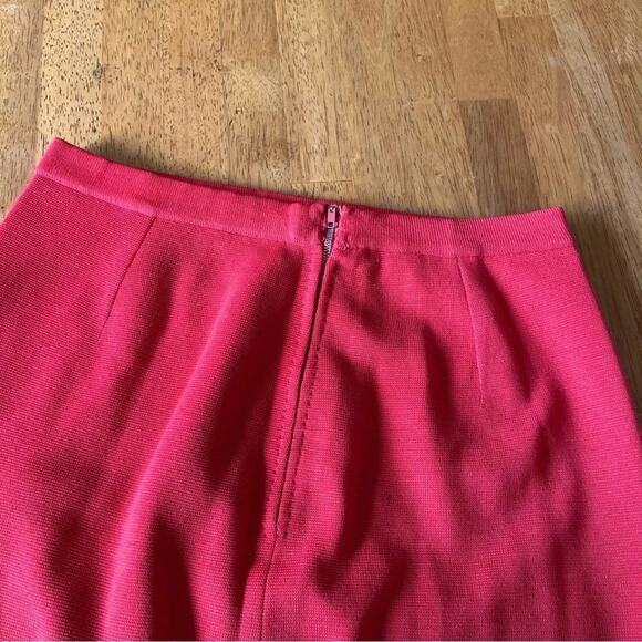 I. Magnin & Co vintage red 100% wool skirt - Picture 2 of 5